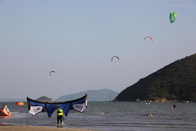 michelle-auboiron-lantau-photo-charles-guy-06