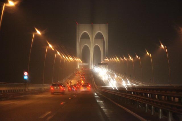 macau-by-night-photo-charles-guy-05